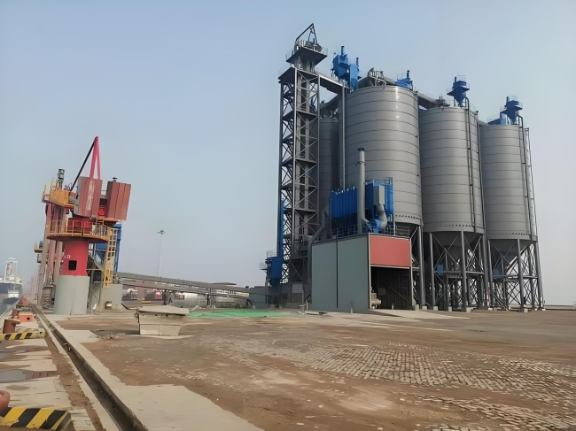 南阳高架骨料仓